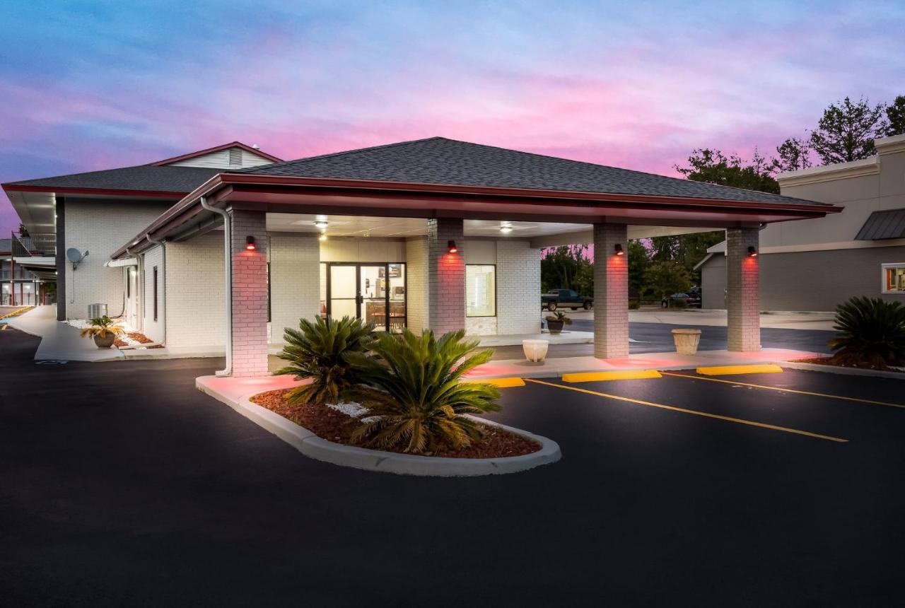 Red Roof Inn & Suites Thomasville Luaran gambar